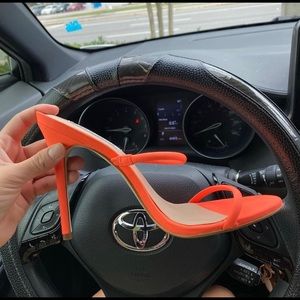 Steve Madden heel worn once but in great condition